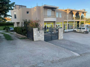 Kodra Apartments